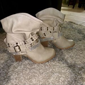 Glam Bootie *WIDE Width*